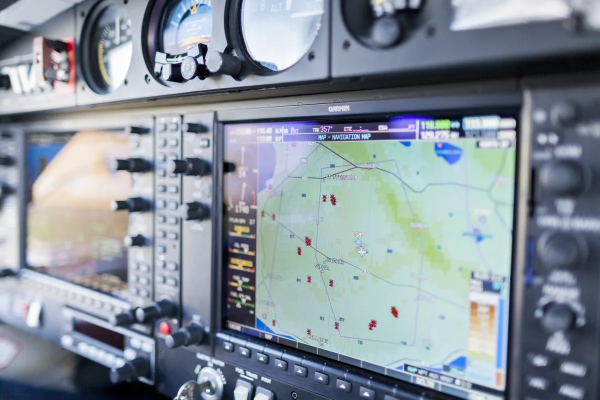 Garmin G3000 vs. Avidyne Entegra — Which Glass Cockpit for Whom?