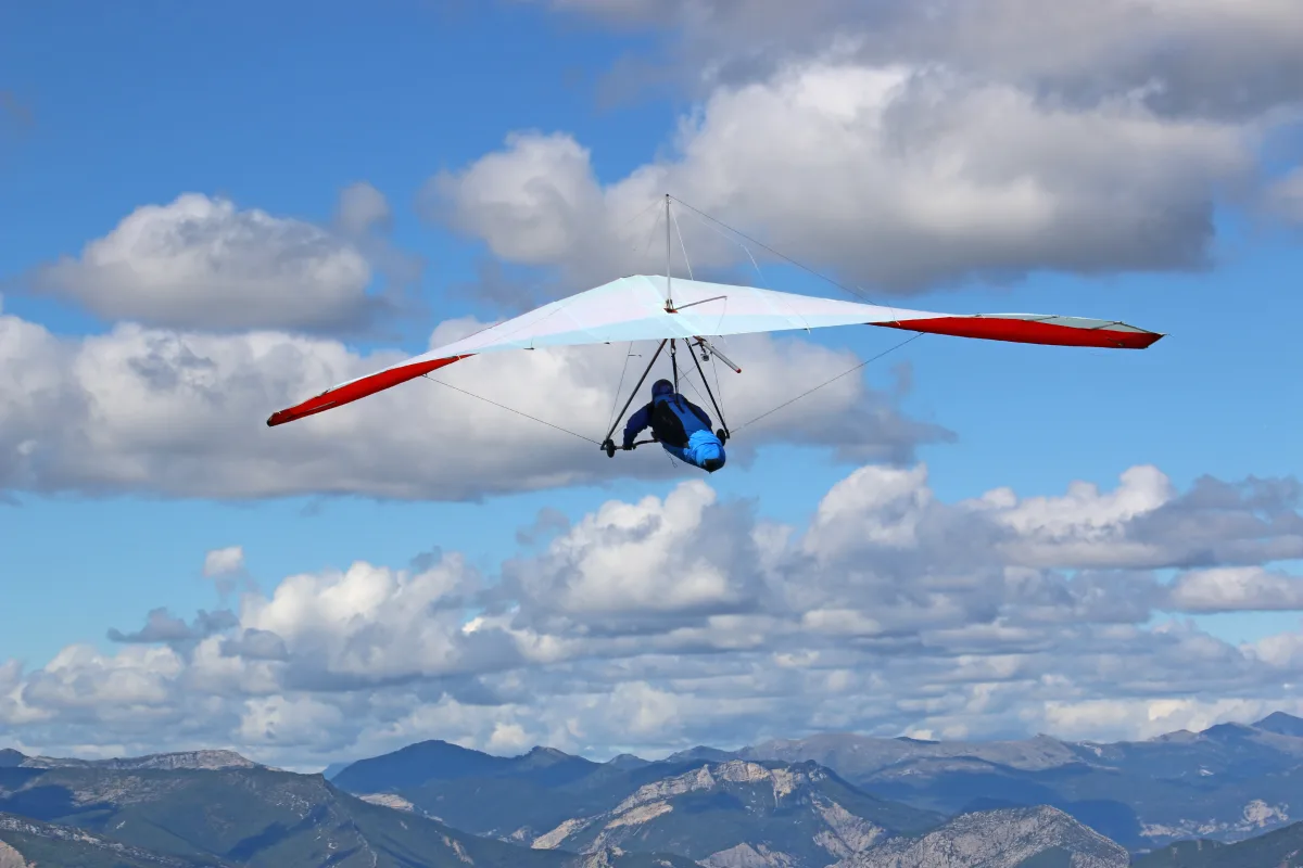 Paragliding — Where the Line Between Sport and Aviation Lies - Aircraft Wissen für Einsteiger