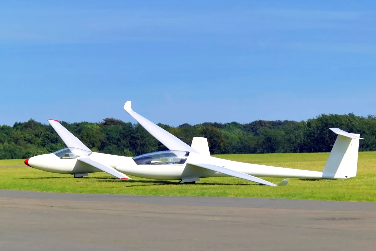 Modern Gliders Compared — From ASK 21 to Quintus - Aircraft Wissen für Einsteiger